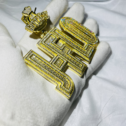 CUSTOM 1-4 LETTERS PENDANT